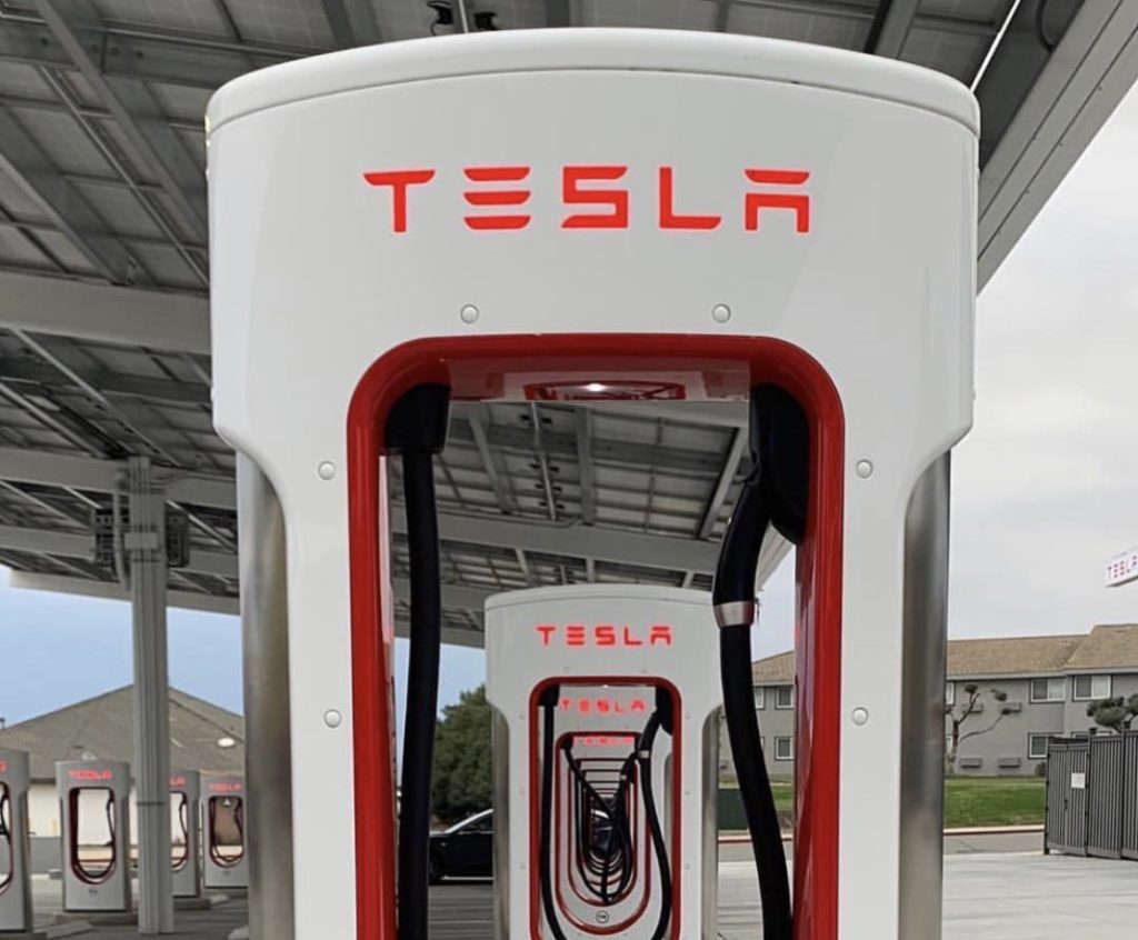Can You Use a Tesla Supercharger to Charge a Nissan Leaf?